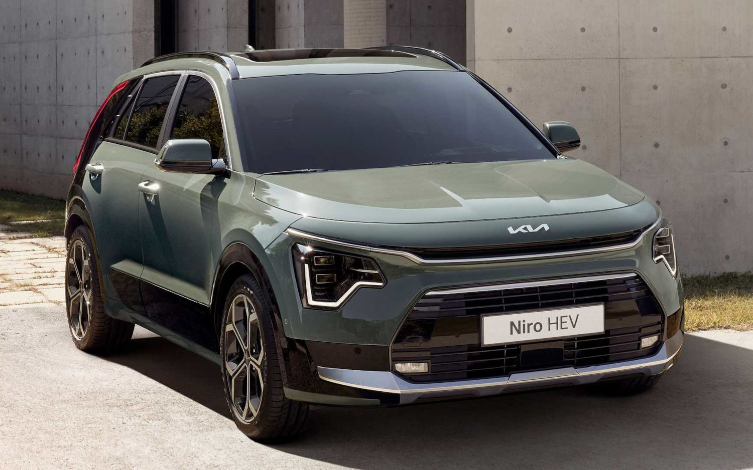 Kia Niro 2023 SUV Drive
